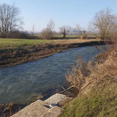 La Taniere Dom wakacyjny Sorcy-Saint-Martin