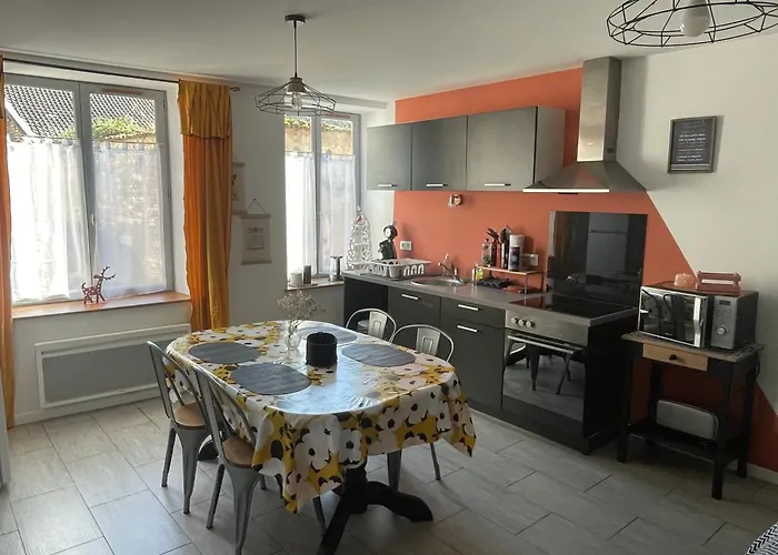 Dom wakacyjny La Taniere *